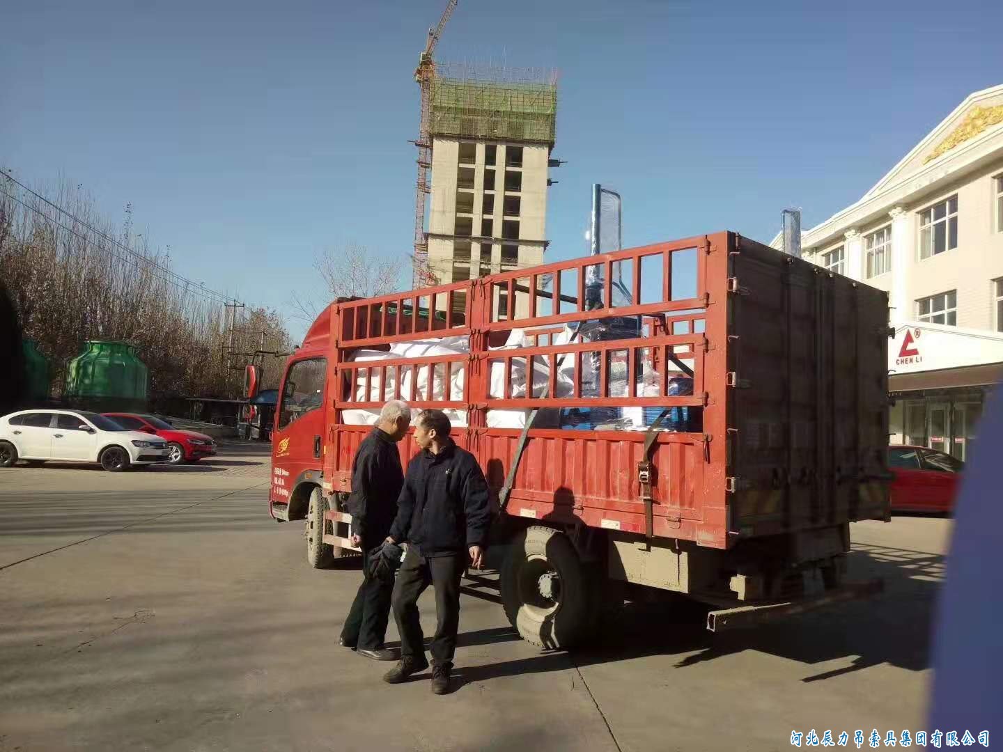 两台XPJ32型钢丝绳插套机发货！